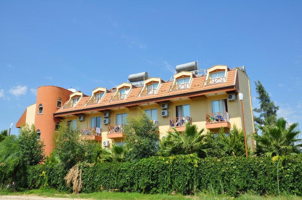 Yavuzhan Hotel Side Exterior photo